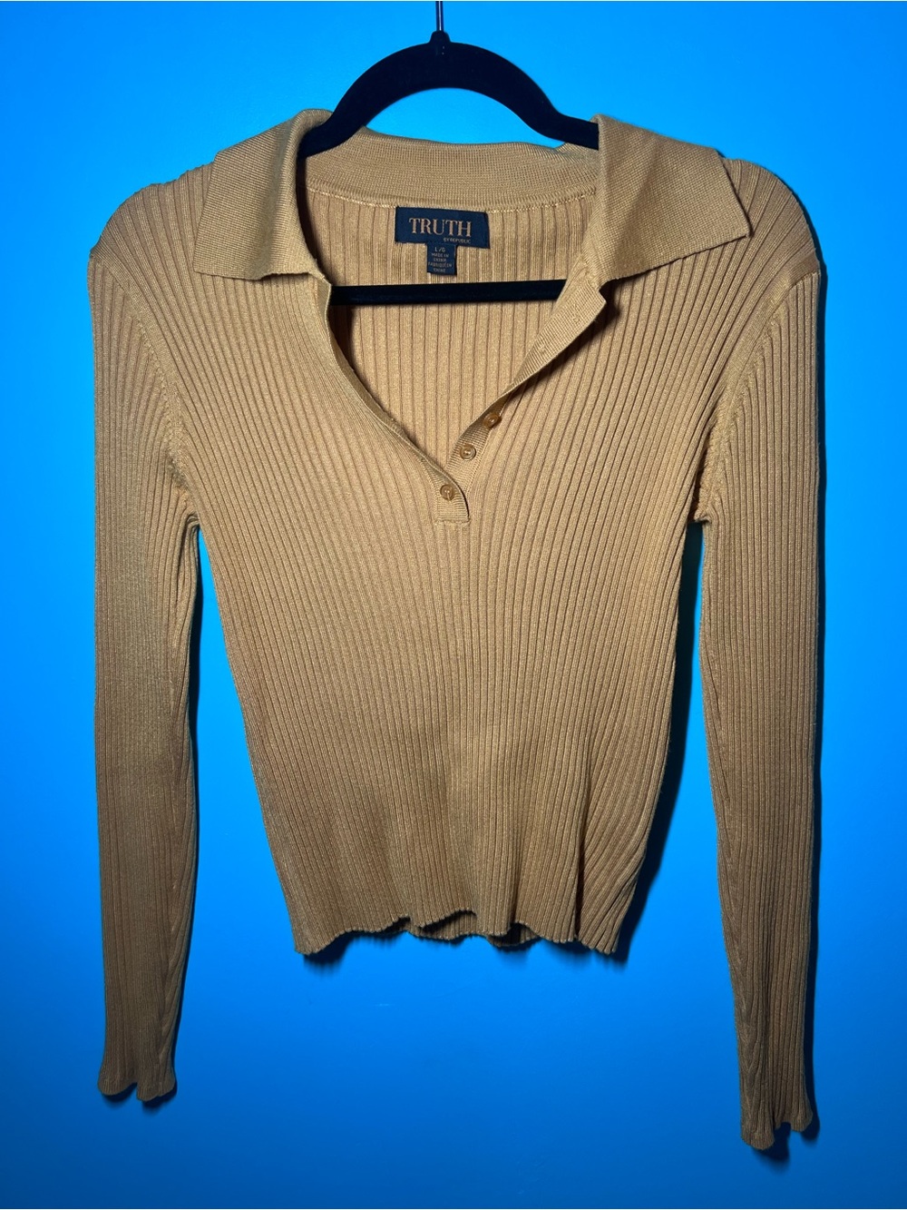 TRUTH Ribbed Polo Long-Sleeve Top in Camel